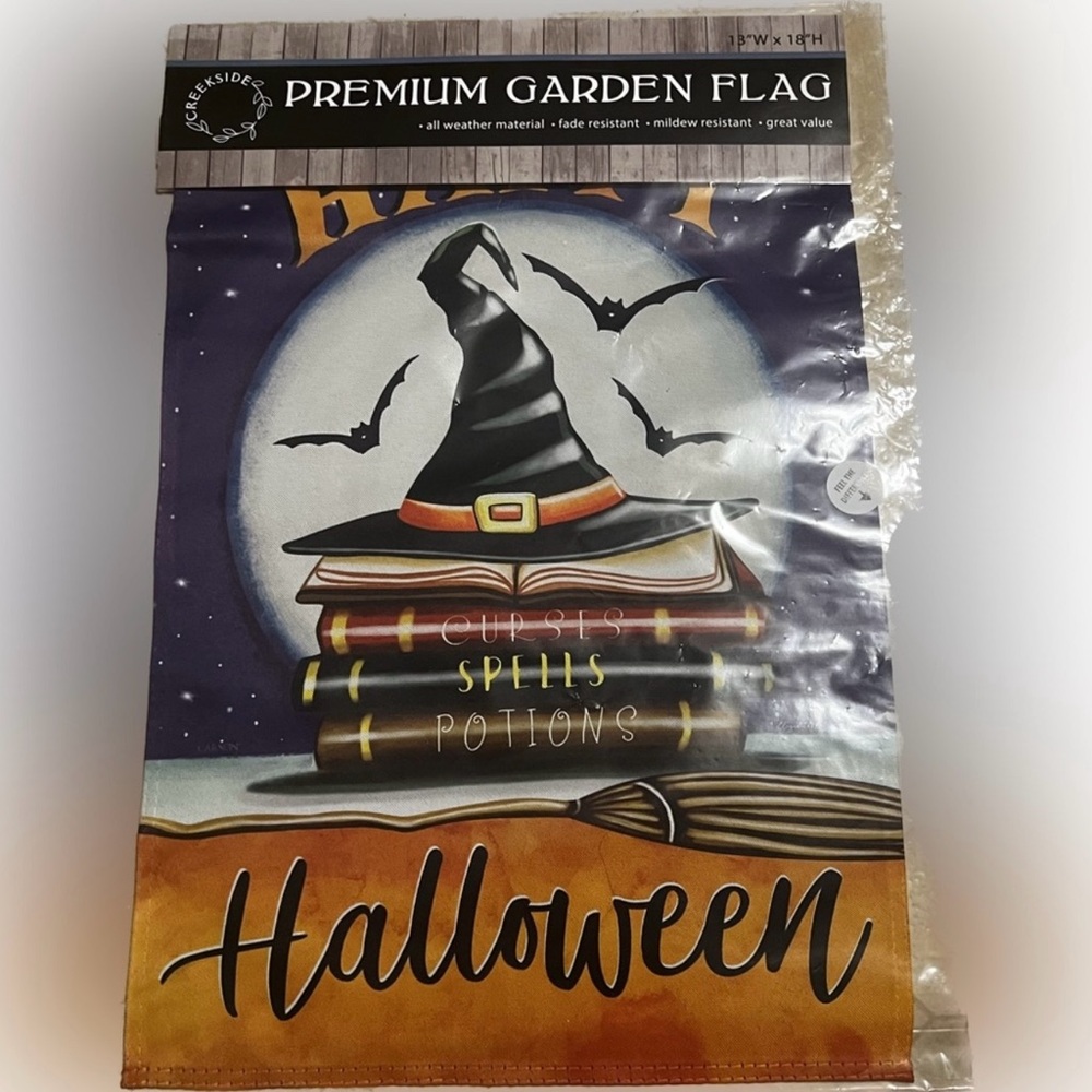 🔴NWT Halloween Premium Garden Flags 12.5 x 18  Vertical Double Side Fall Outside